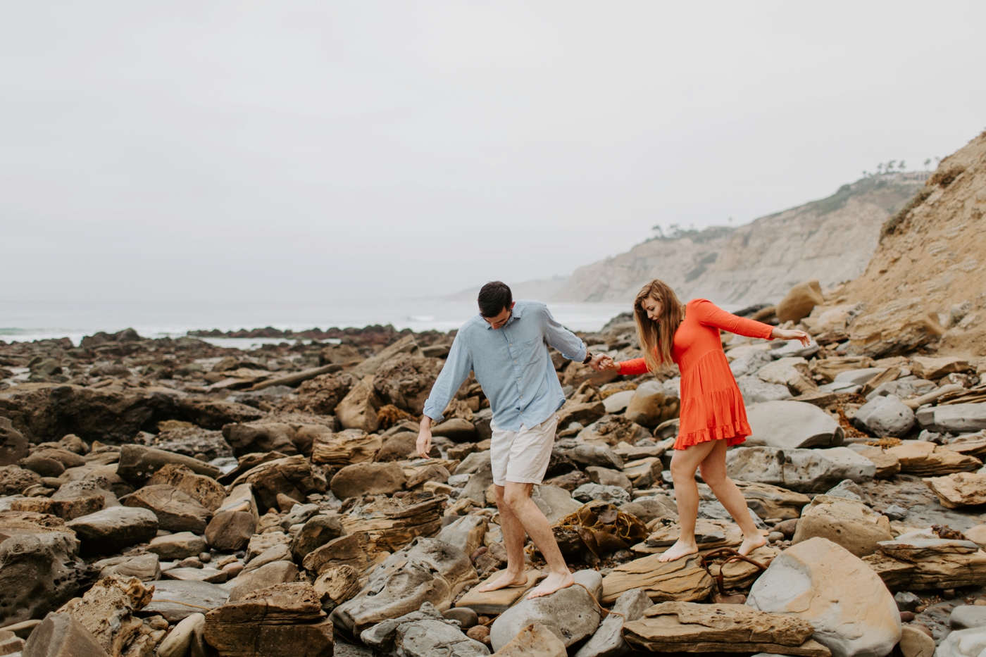 couple exploring in San Diego 