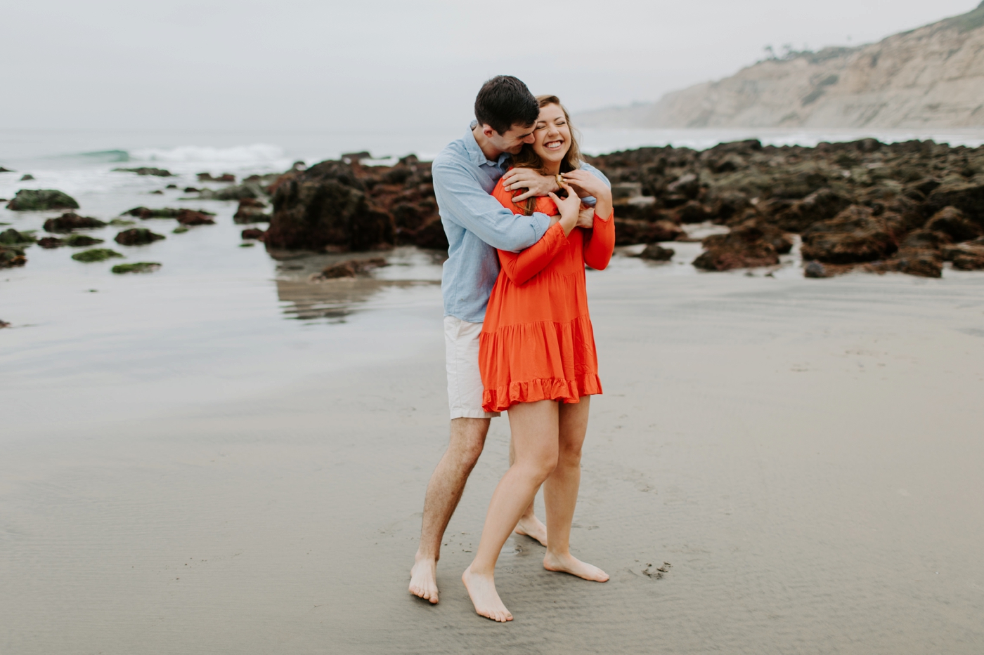 couple on vacation in Scripps Pier, La Jolla 