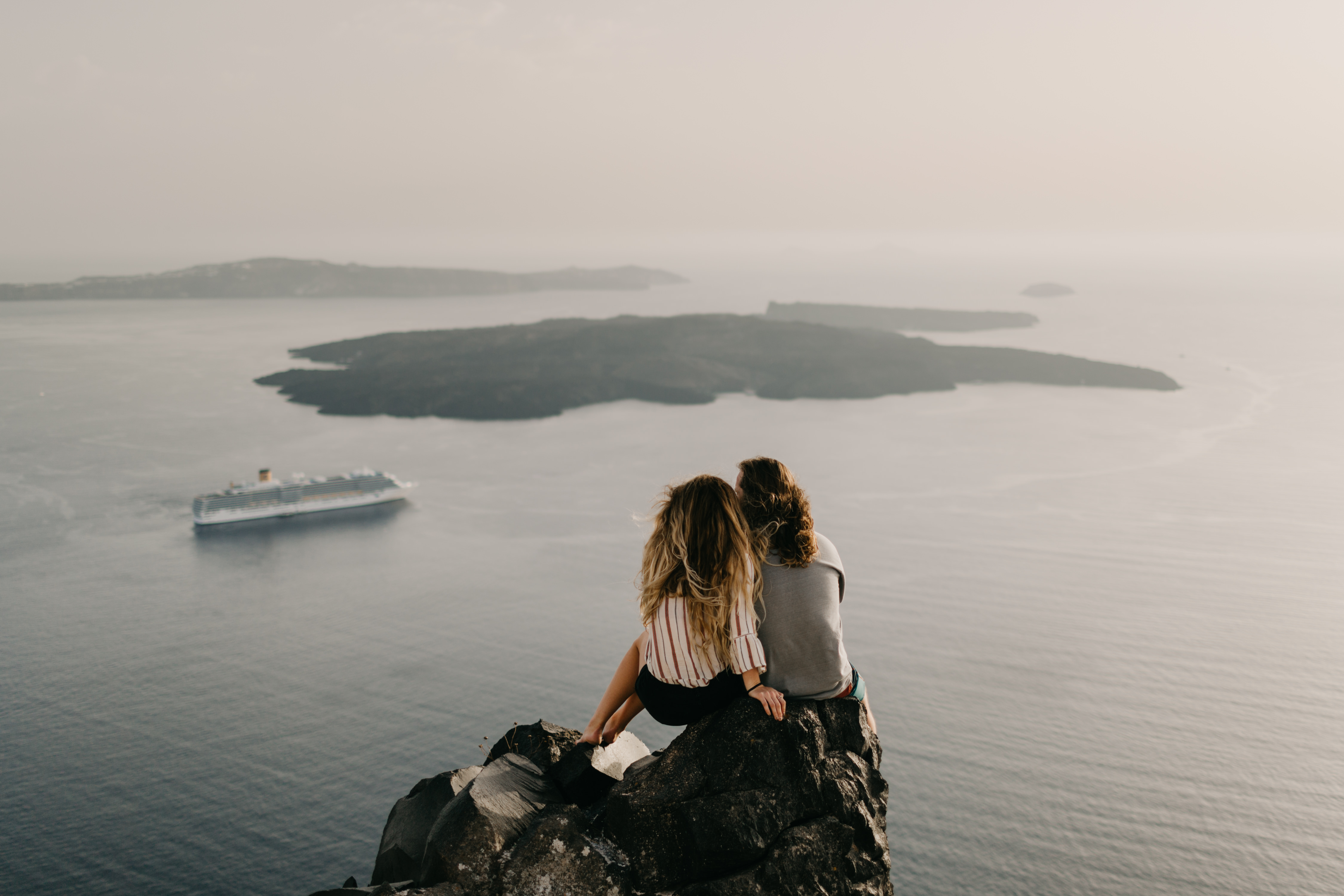 Santorini Cliff, Greece, Wedding Photographer 